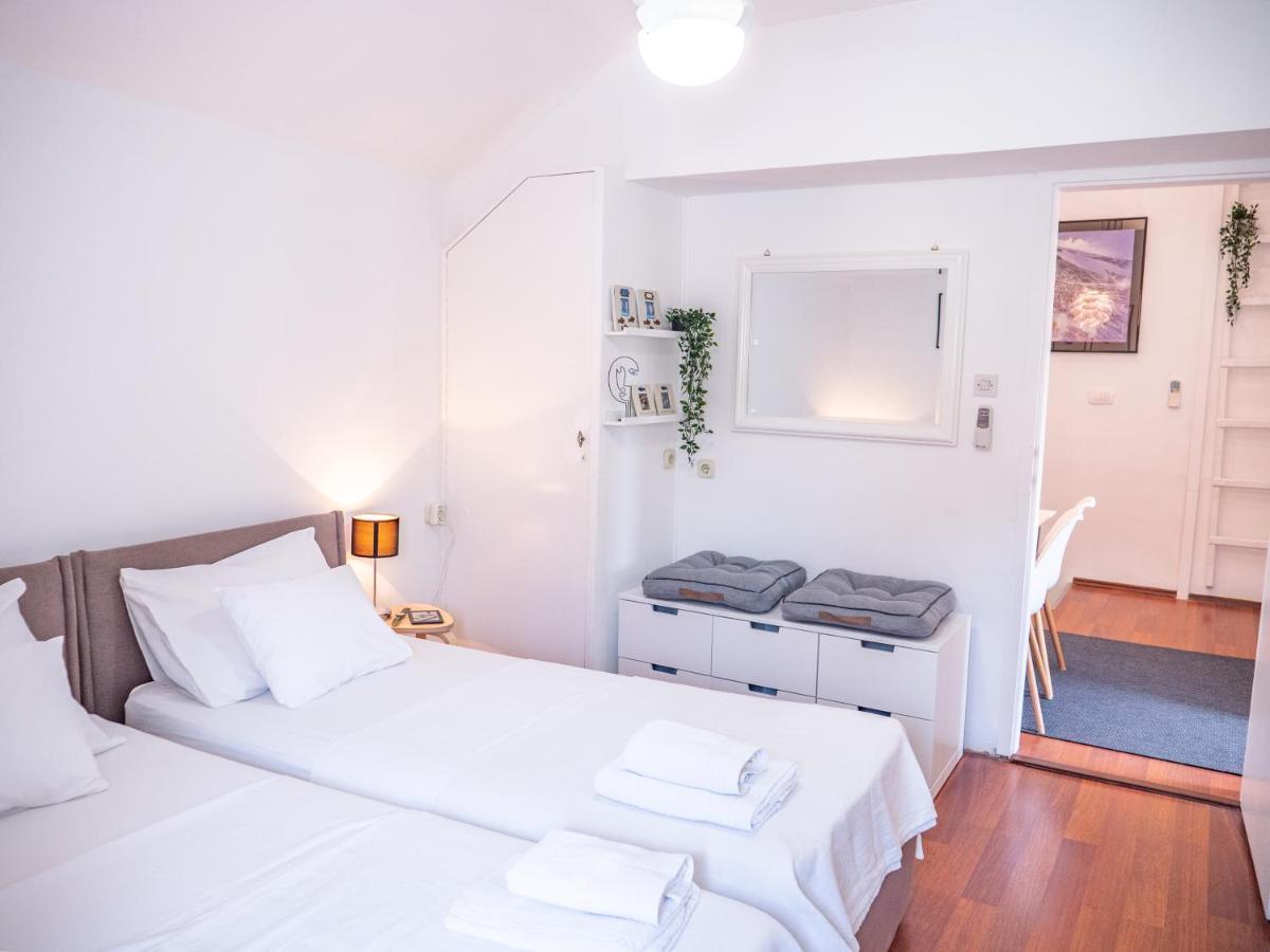 Pinna Apartments Hvar Hvar Town Exterior photo